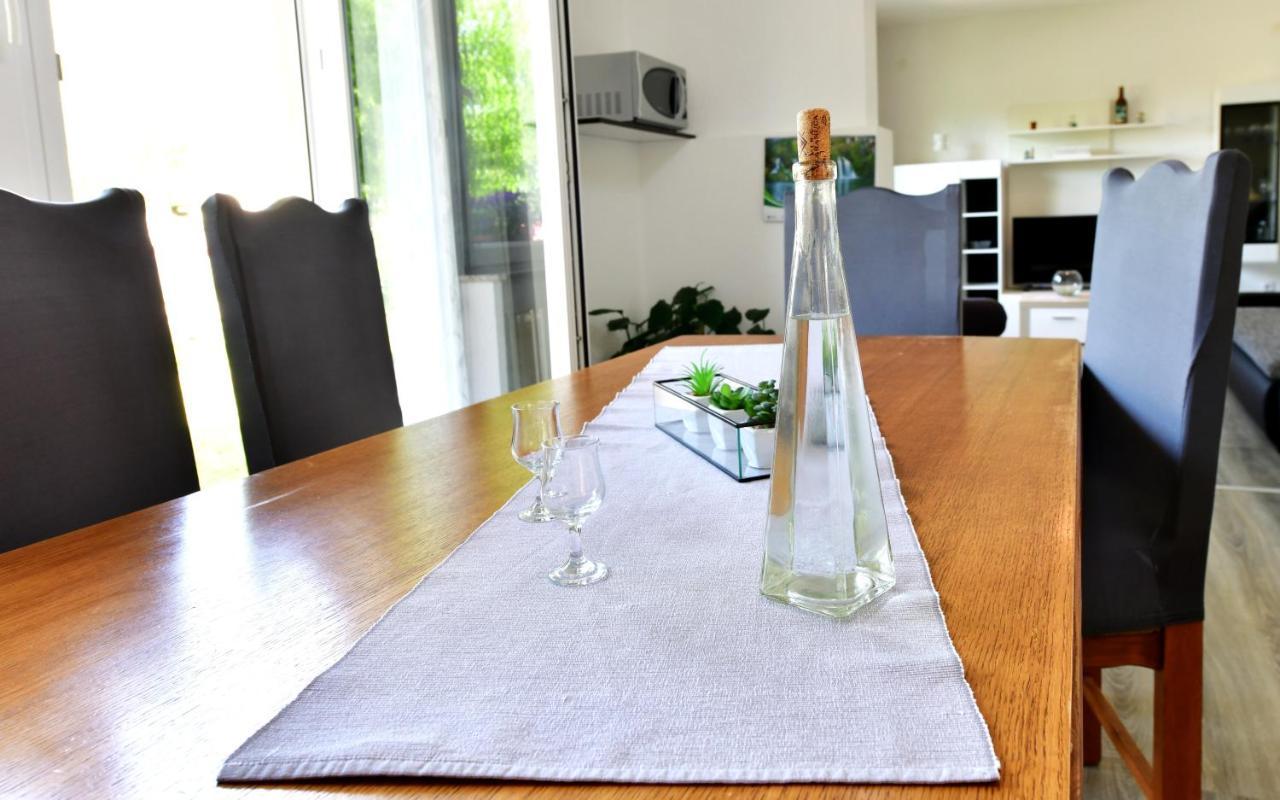 Apartman Dorijan Rakovica Exterior photo