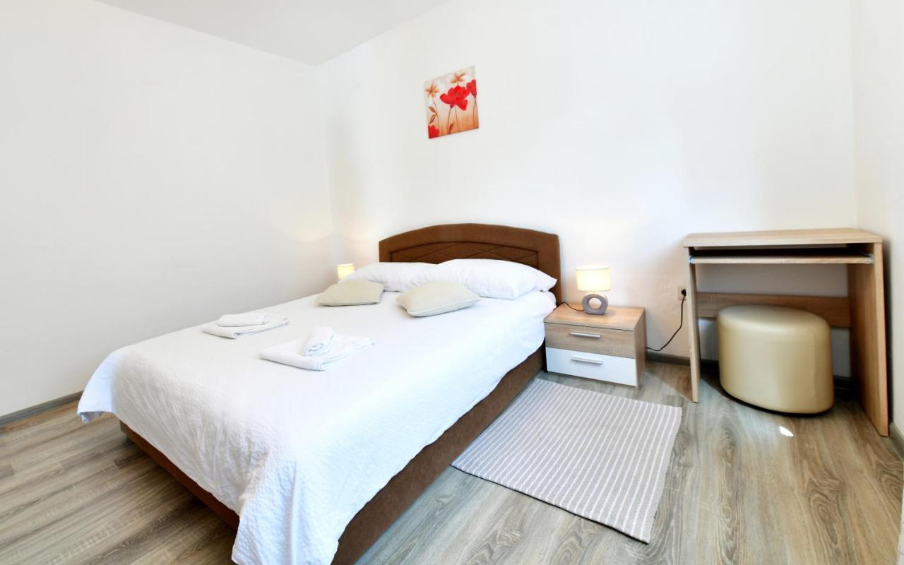 Apartman Dorijan Rakovica Exterior photo