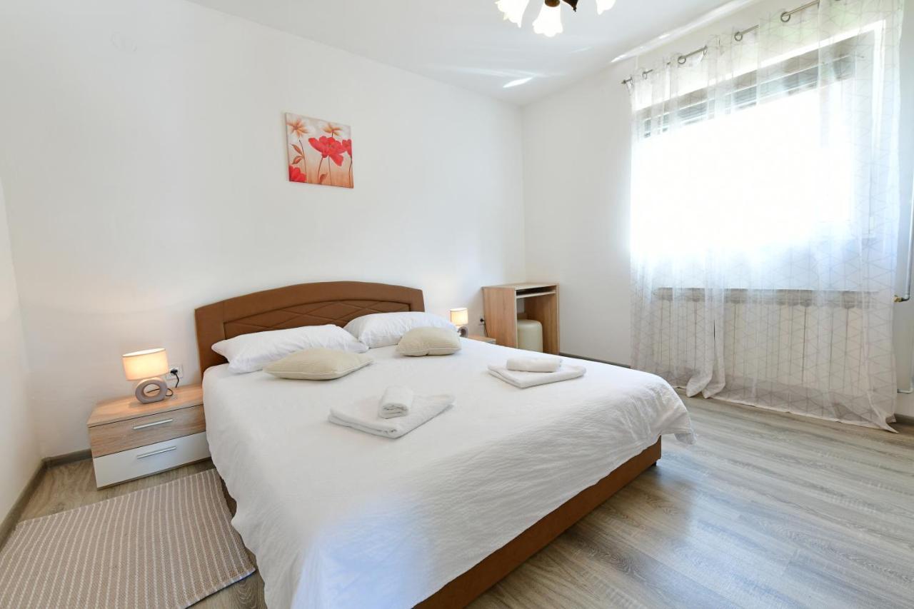 Apartman Dorijan Rakovica Exterior photo